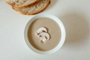 mushroom and thyme soup